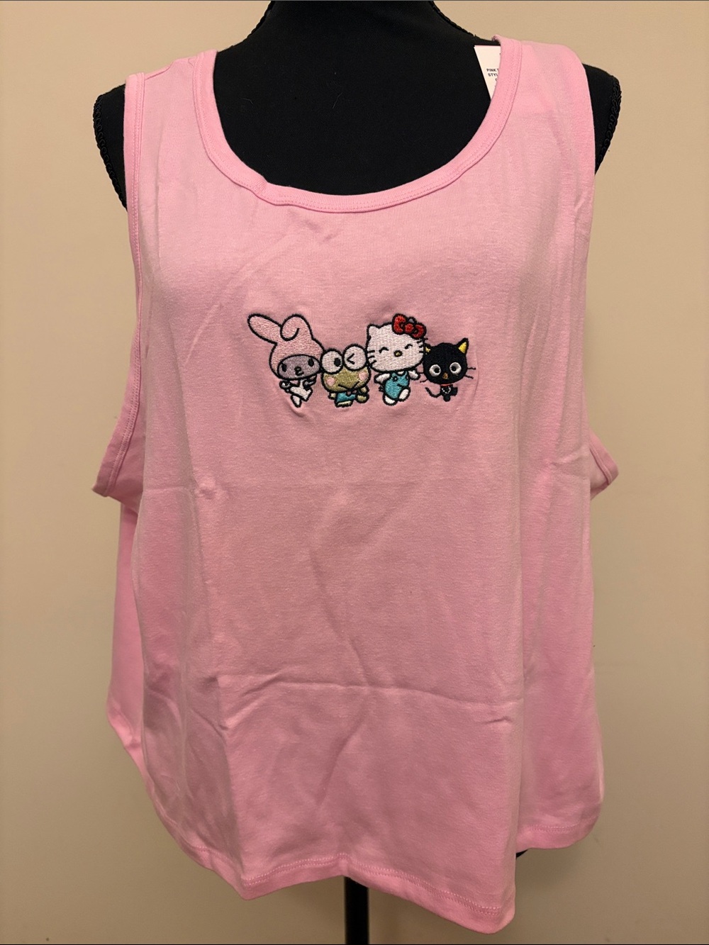 Hello Kitty and Friends by Sanrio pink embroidered characters tank top size 3X
